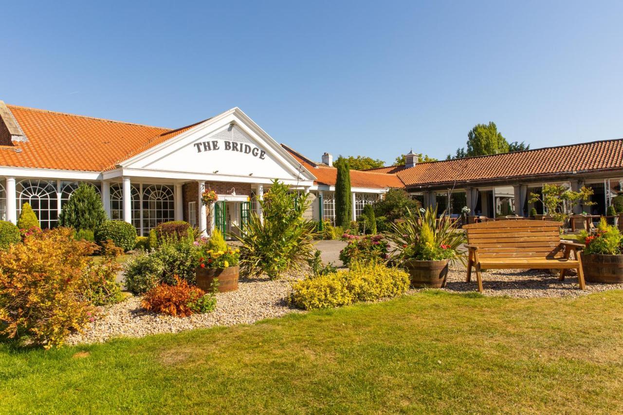 The Bridge Hotel And Spa Уедърби Екстериор снимка
